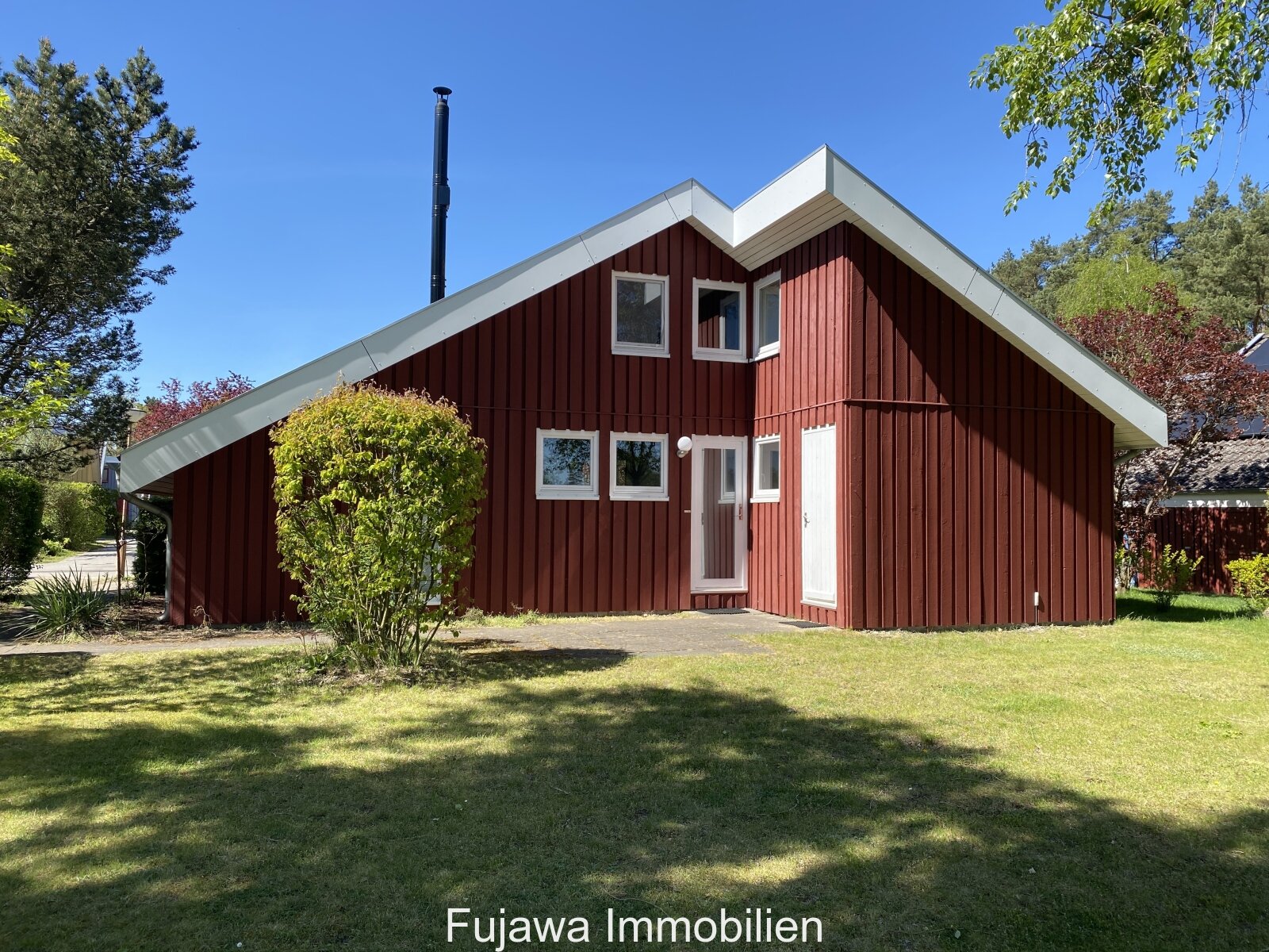 modernisiertes Ferienhaus (Nr. 235) in ruhiger Lage im Ferienpark Mirow