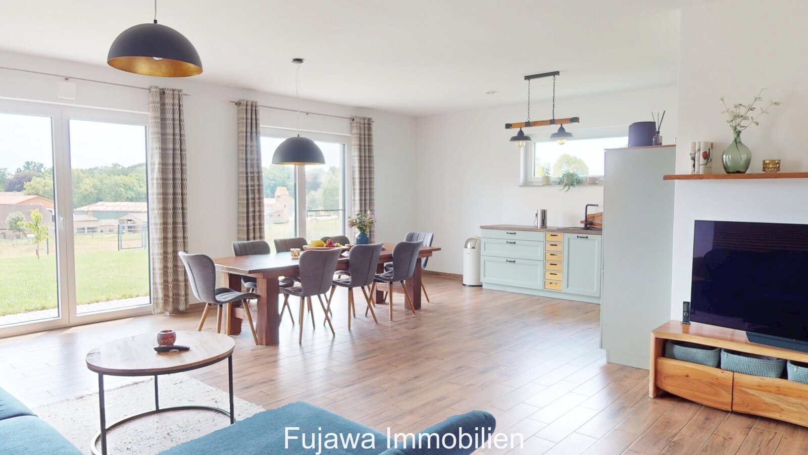 Traumhaftes Einfamilienhaus nahe der Müritz: Ruhige Lage, Energieklasse A, Neuwertig