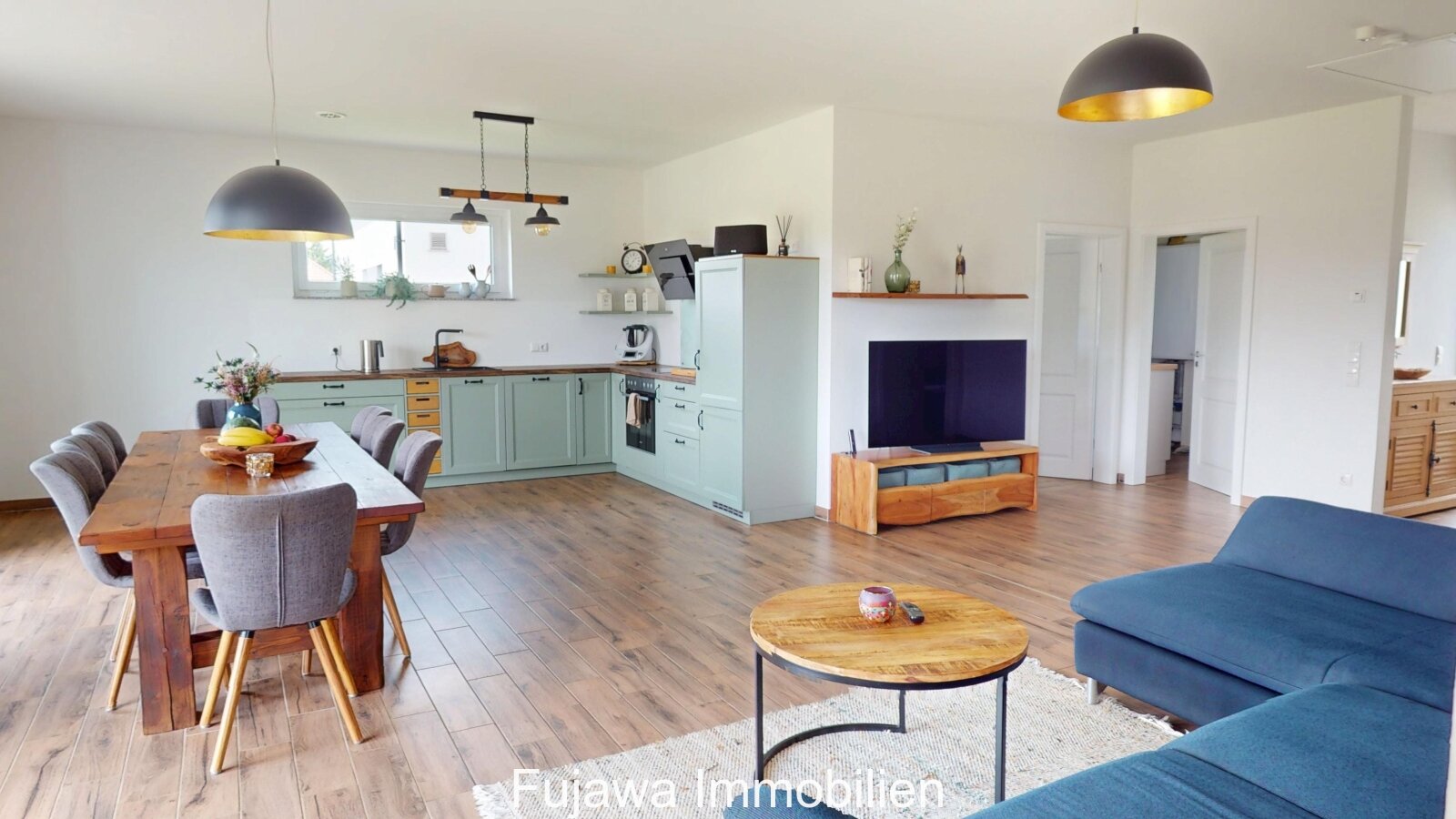 Traumhaftes Einfamilienhaus nahe der Müritz: Ruhige Lage, Energieklasse A, Neuwertig