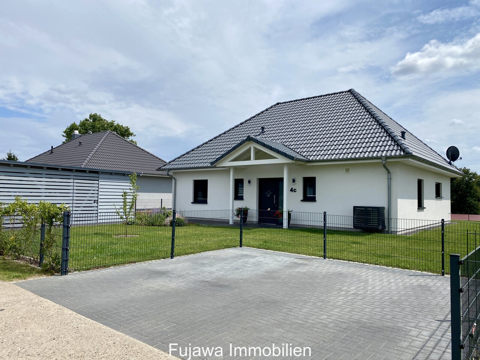 Traumhaftes Einfamilienhaus nahe der Müritz: Ruhige Lage, Energieklasse A, Neuwertig