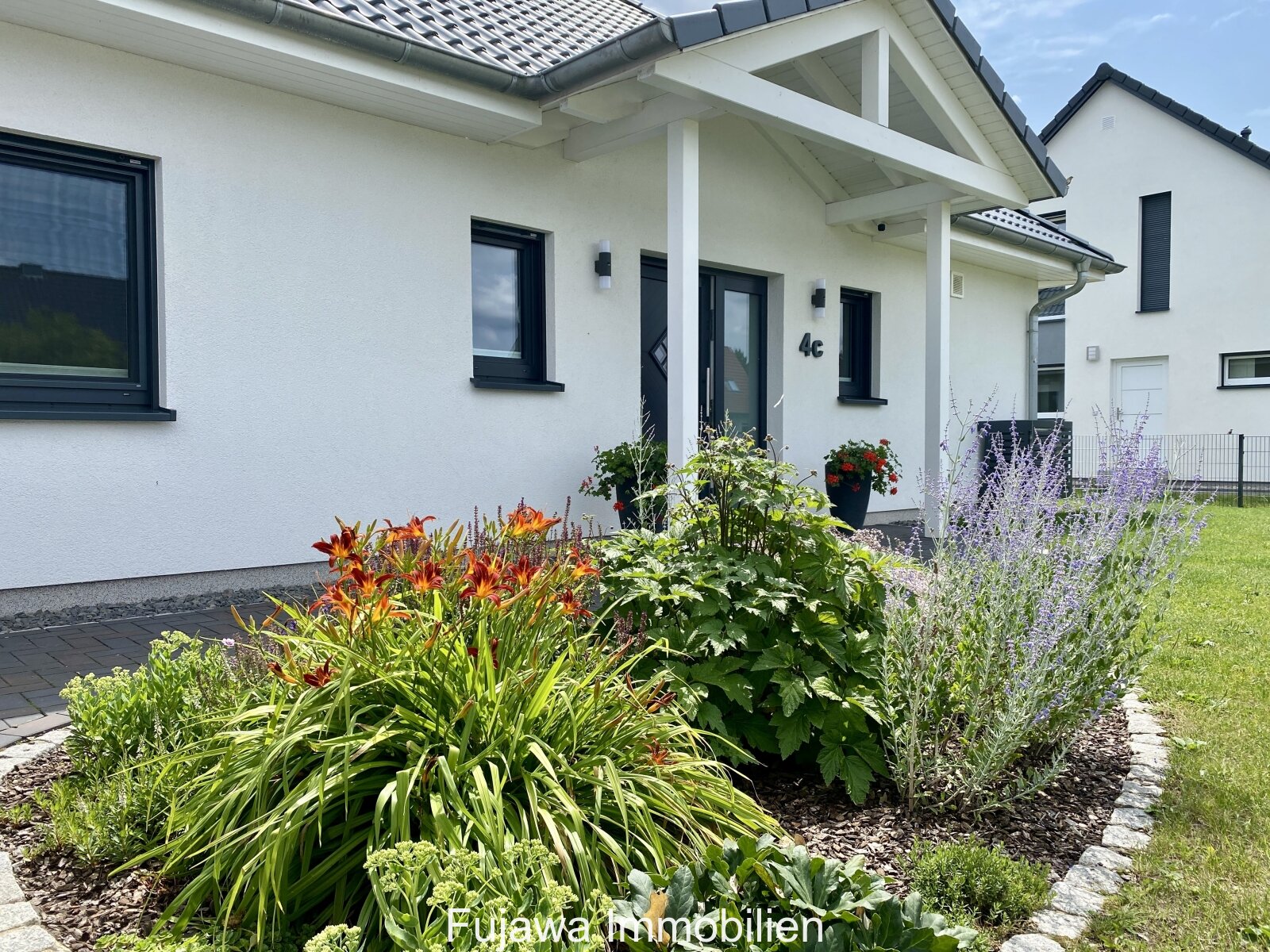 Traumhaftes Einfamilienhaus nahe der Müritz: Ruhige Lage, Energieklasse A, Neuwertig