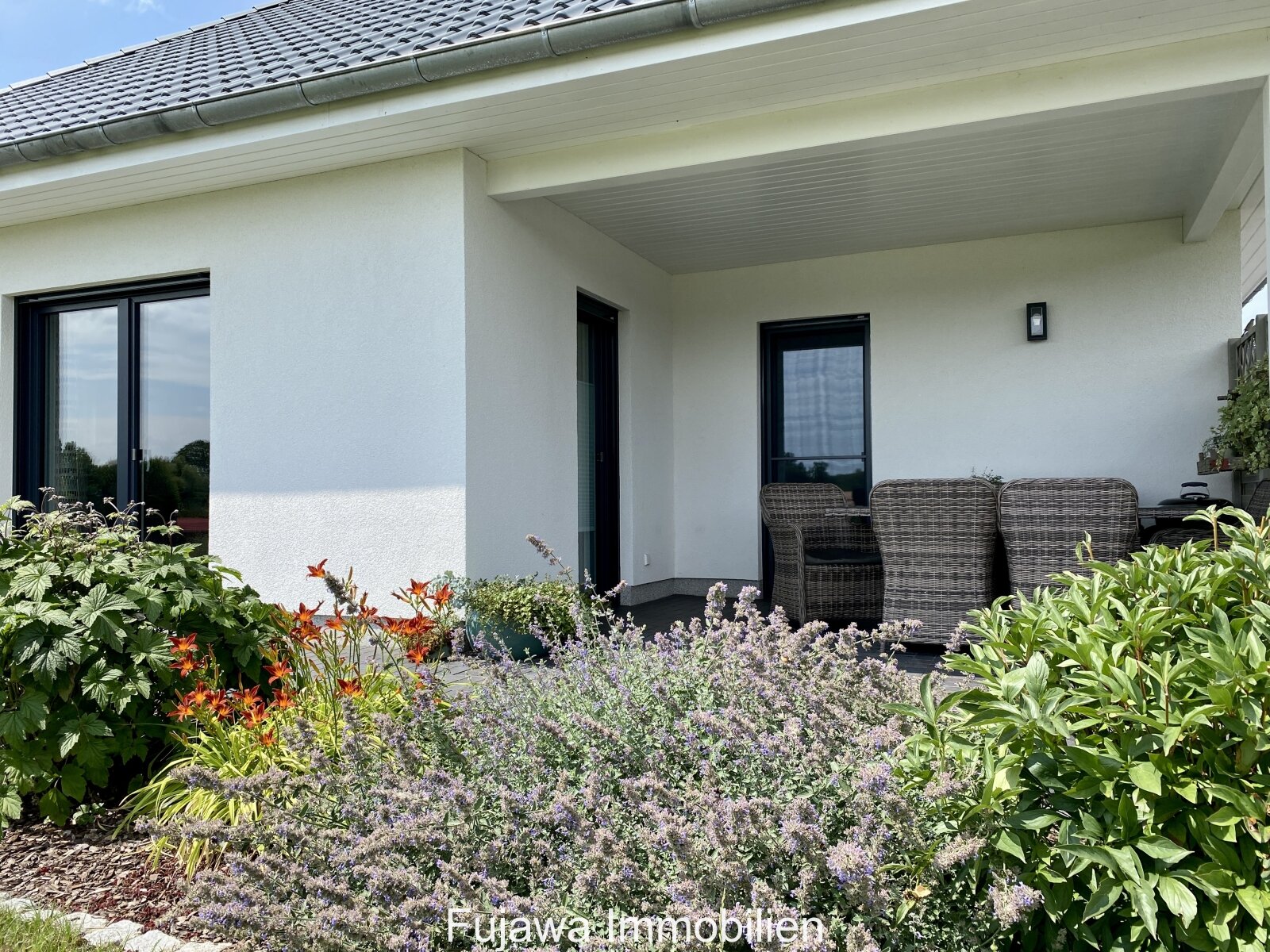 Traumhaftes Einfamilienhaus nahe der Müritz: Ruhige Lage, Energieklasse A, Neuwertig