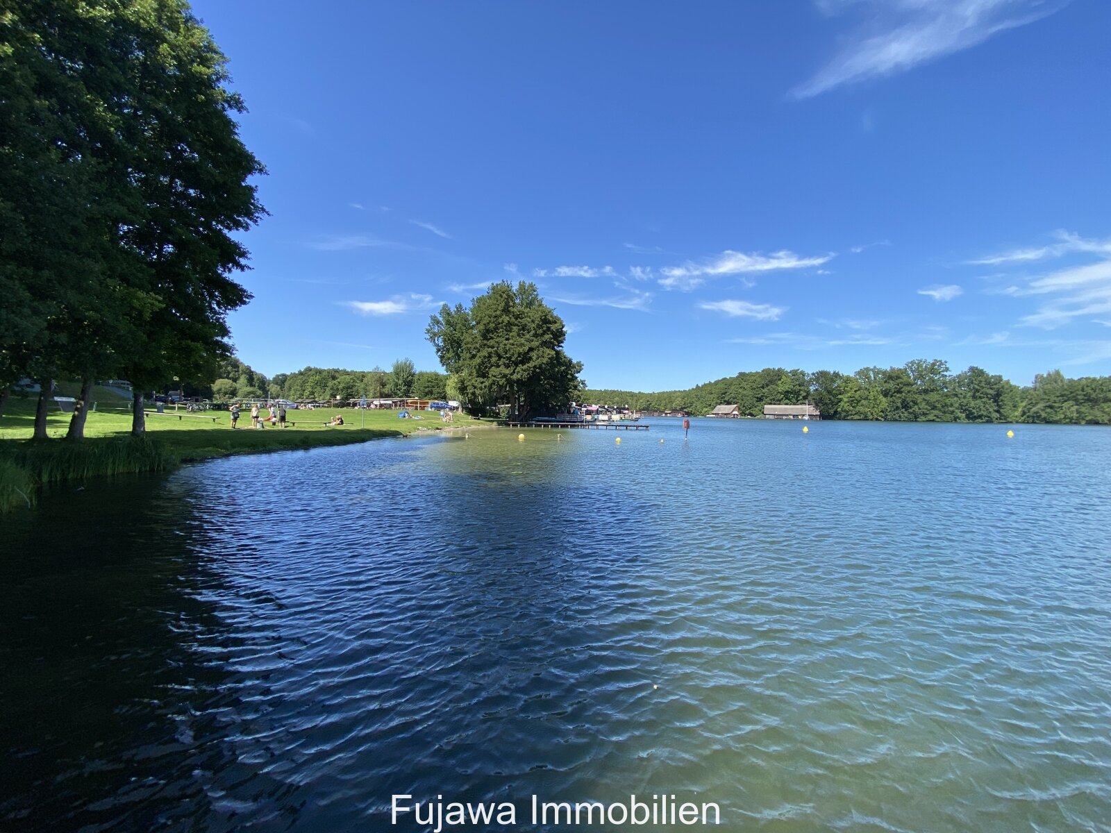 seltene Gelegenheit: Sternbungalow in Schwarz Nur 150 Meter zum Wasser mit eigenem Bootsliegeplatz* und Winterlager!