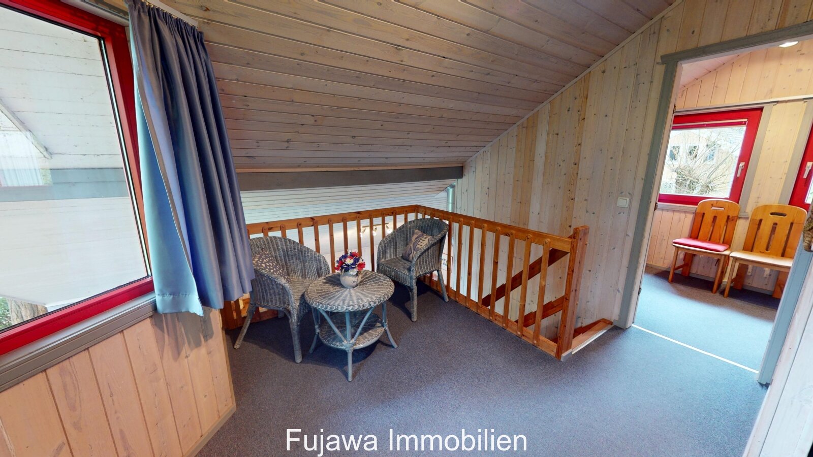 Ferienhaus (Nr. 29) auf großem Grundstück in erster Reihe im Ferienpark Mirow mit Seeblick