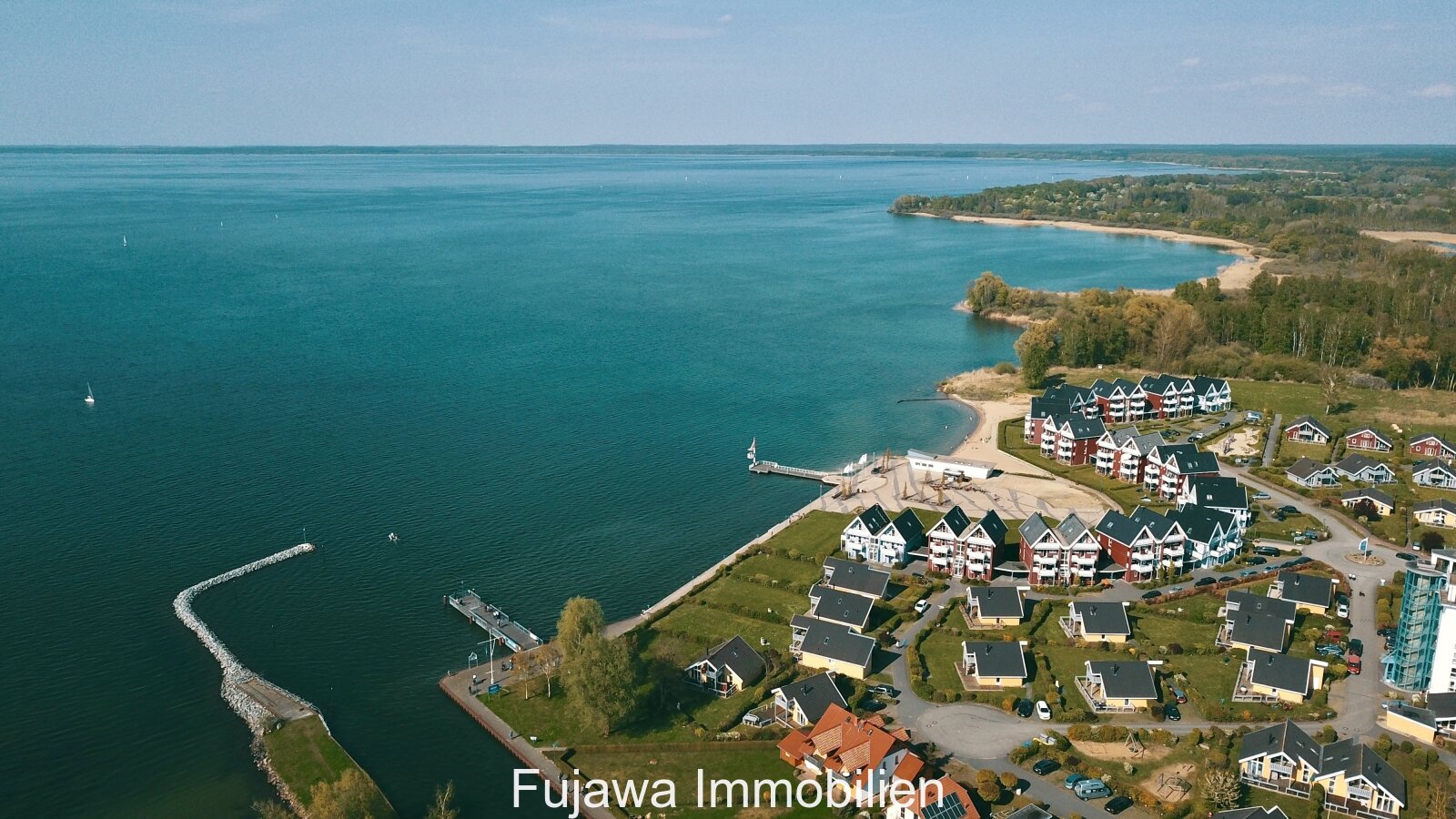 Maisonette Wohnung Appartement im Müritzturm mit Seeblick