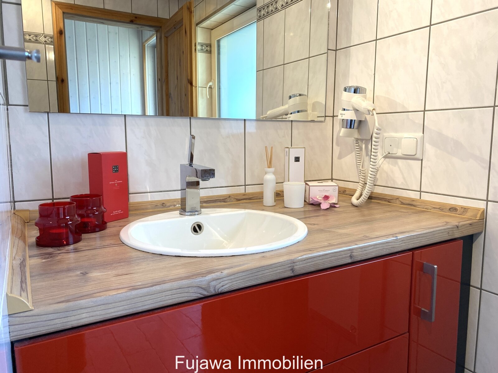 Charmantes Ferienhaus für entspannte Urlaubstage und Kapitalanlage