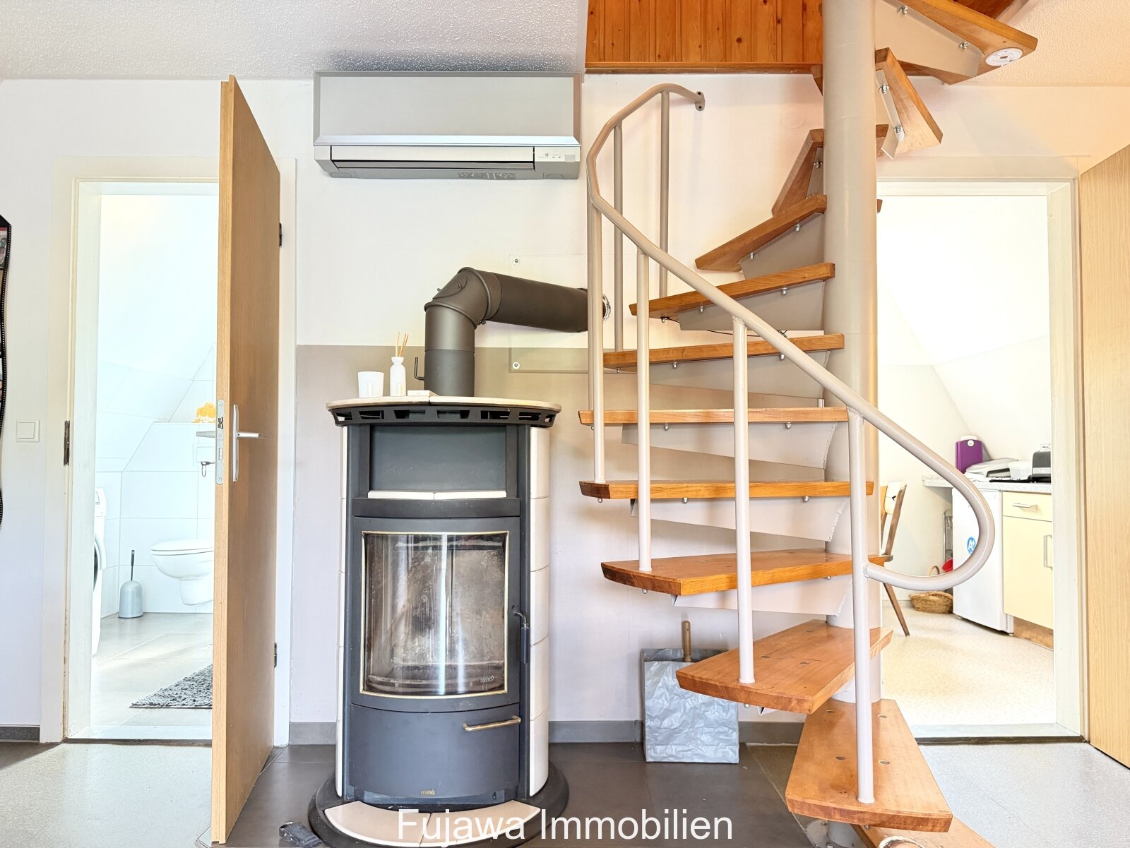 Idylle pur: Kleines Ferienhaus am See nahe HH & Berlin an der Mecklenburger Seenplatte