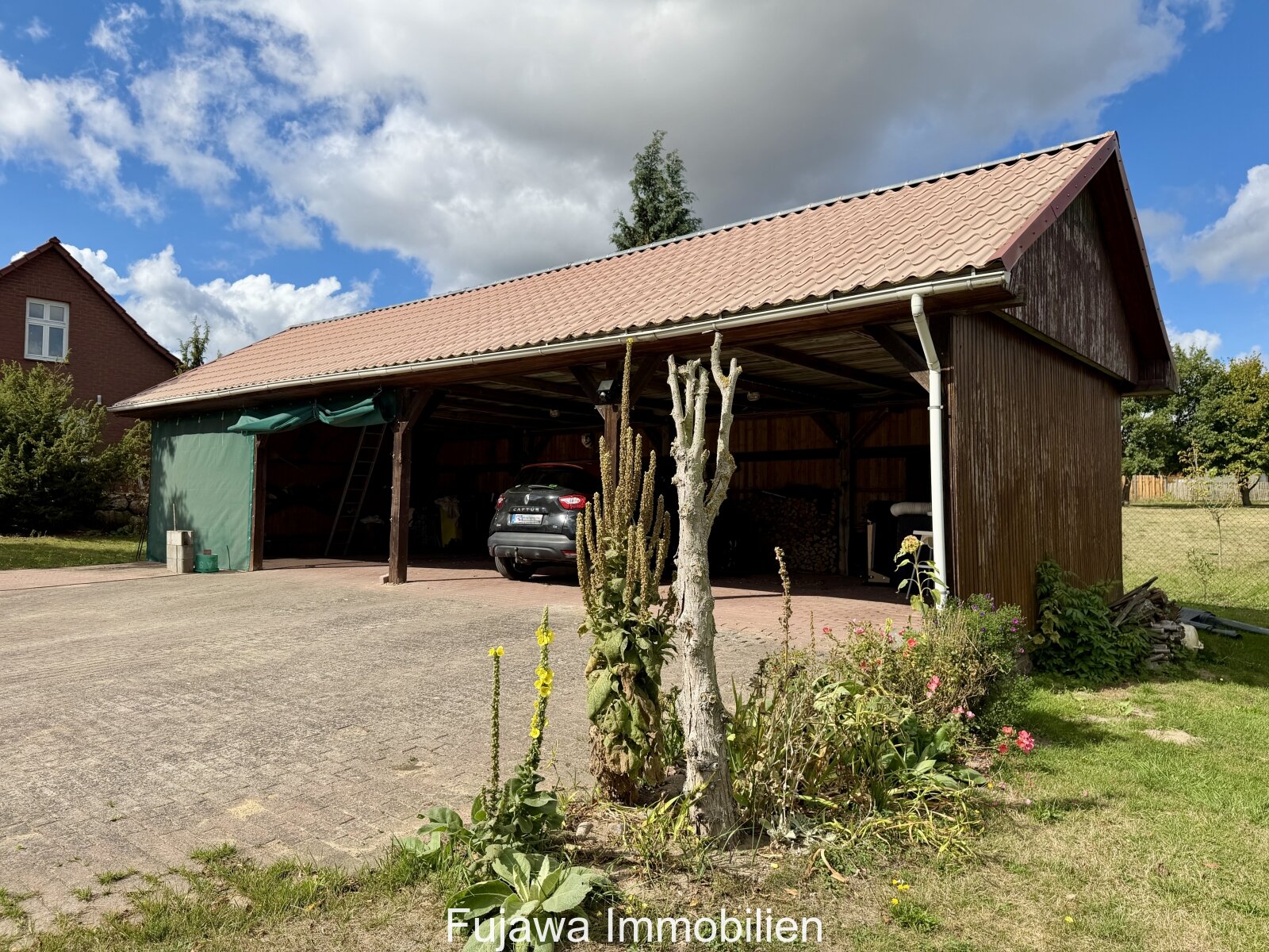 Viel Platz für Ideen: Großes Einfamilienhaus in Mirow/Starsow – 4.200 m² Grundstück, Werkstatt & Gästehaus