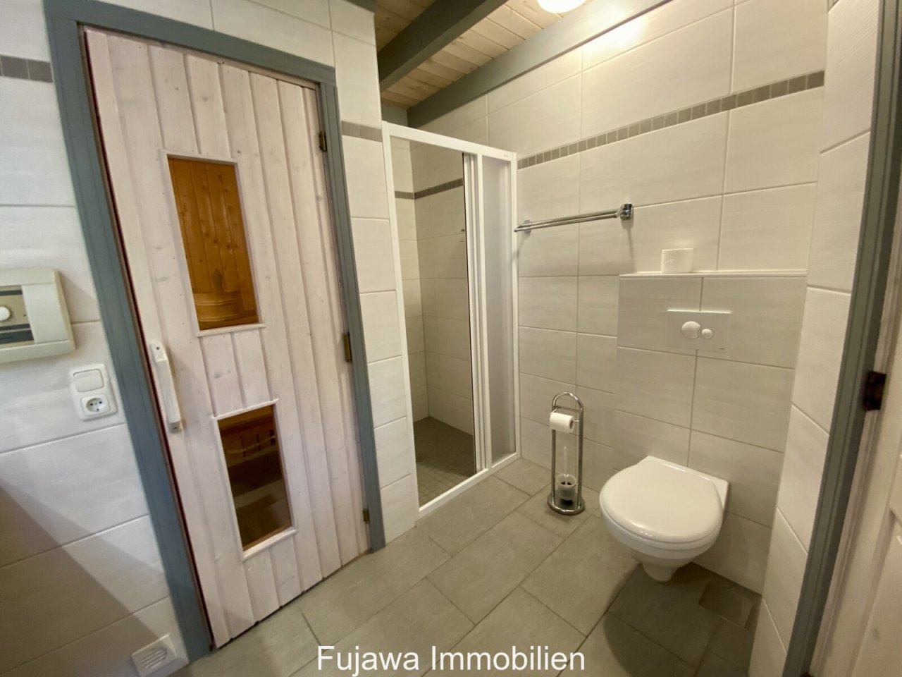 Bad mit Sauna Bad mit Sauna