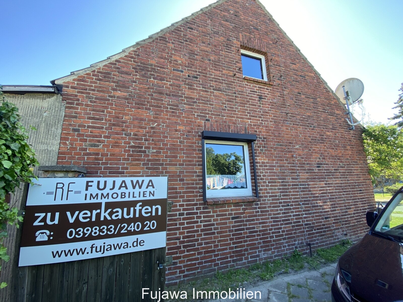 Mirow: Haus in Mirow kaufen - Doppelhaushälfte in ruhiger Wohnsiedlung  Mirow: Haus in Mirow kaufen - Doppelhaushälfte in ruhiger Wohnsiedlung