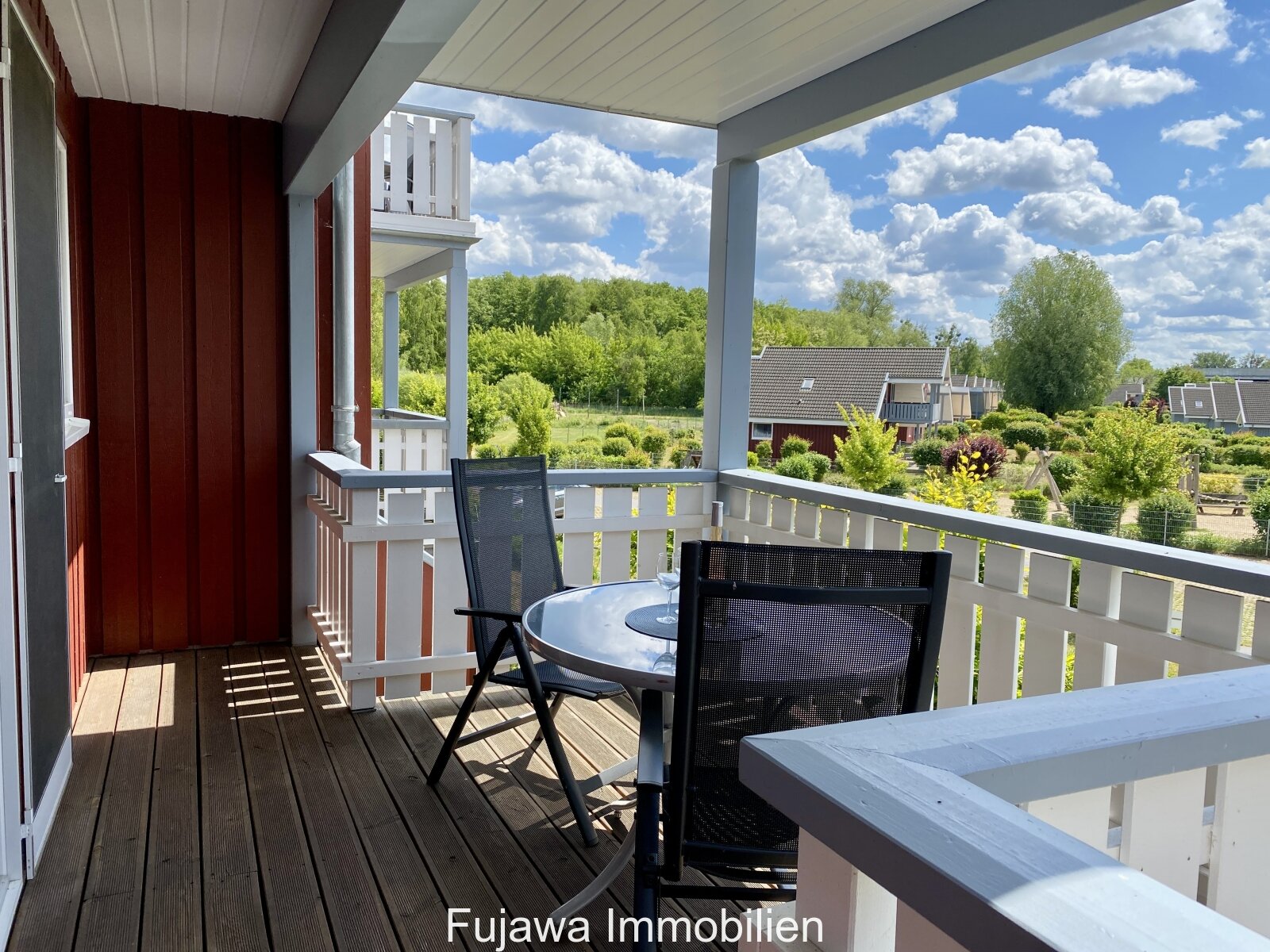 Balkon-Landseite Balkon-Landseite