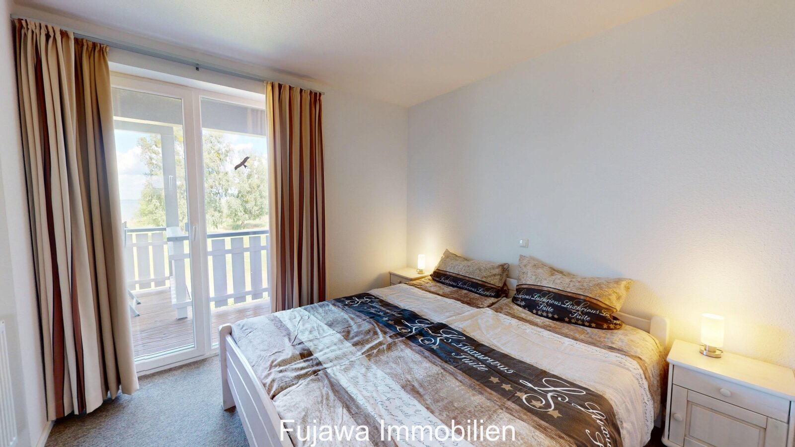 Schlafzimmer mit Zugang zum Balkon Seeseite Schlafzimmer mit Zugang zum Balkon Seeseite