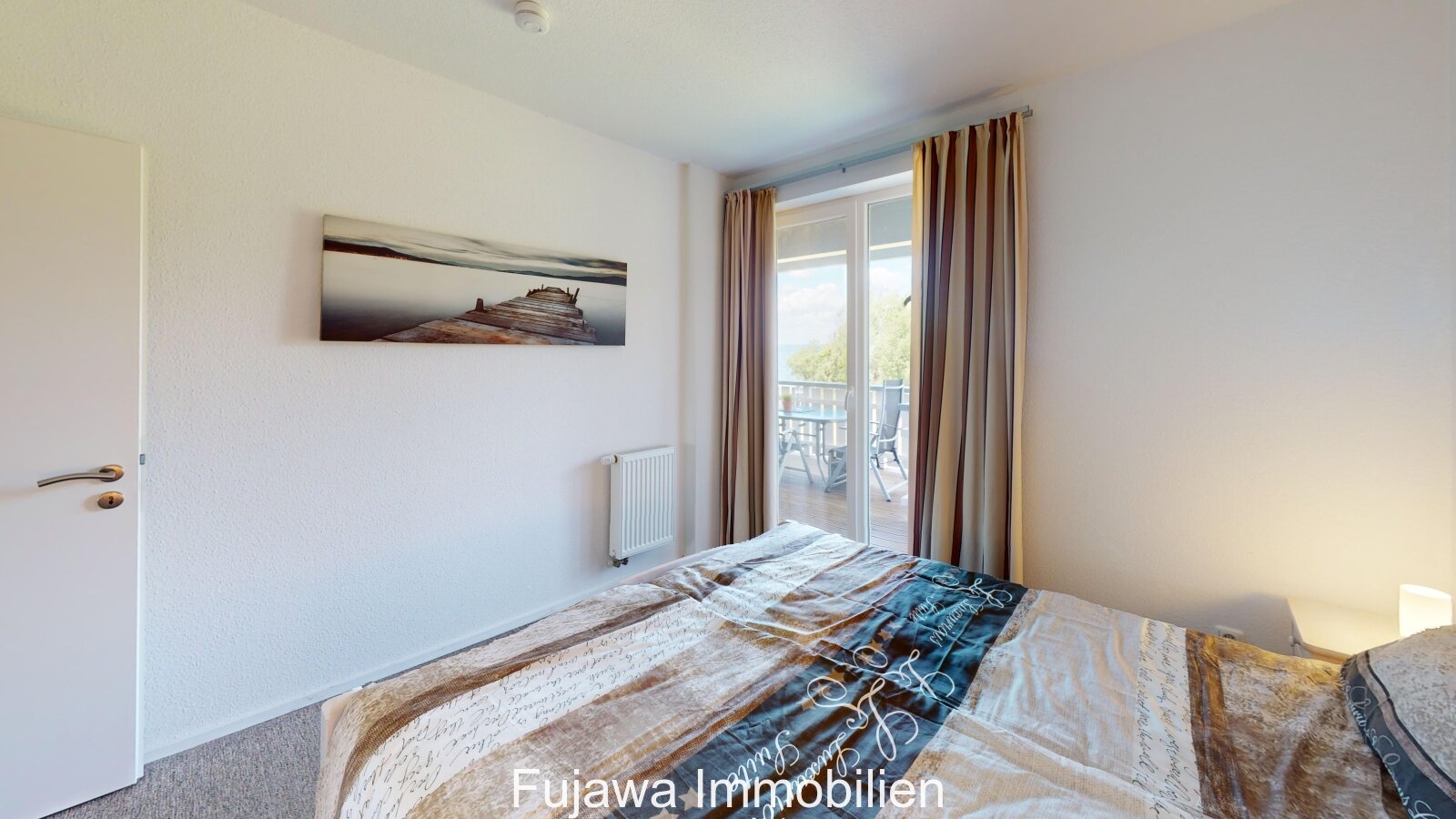 Schlafzimmer mit Zugang zum Balkon Seeseite Schlafzimmer mit Zugang zum Balkon Seeseite