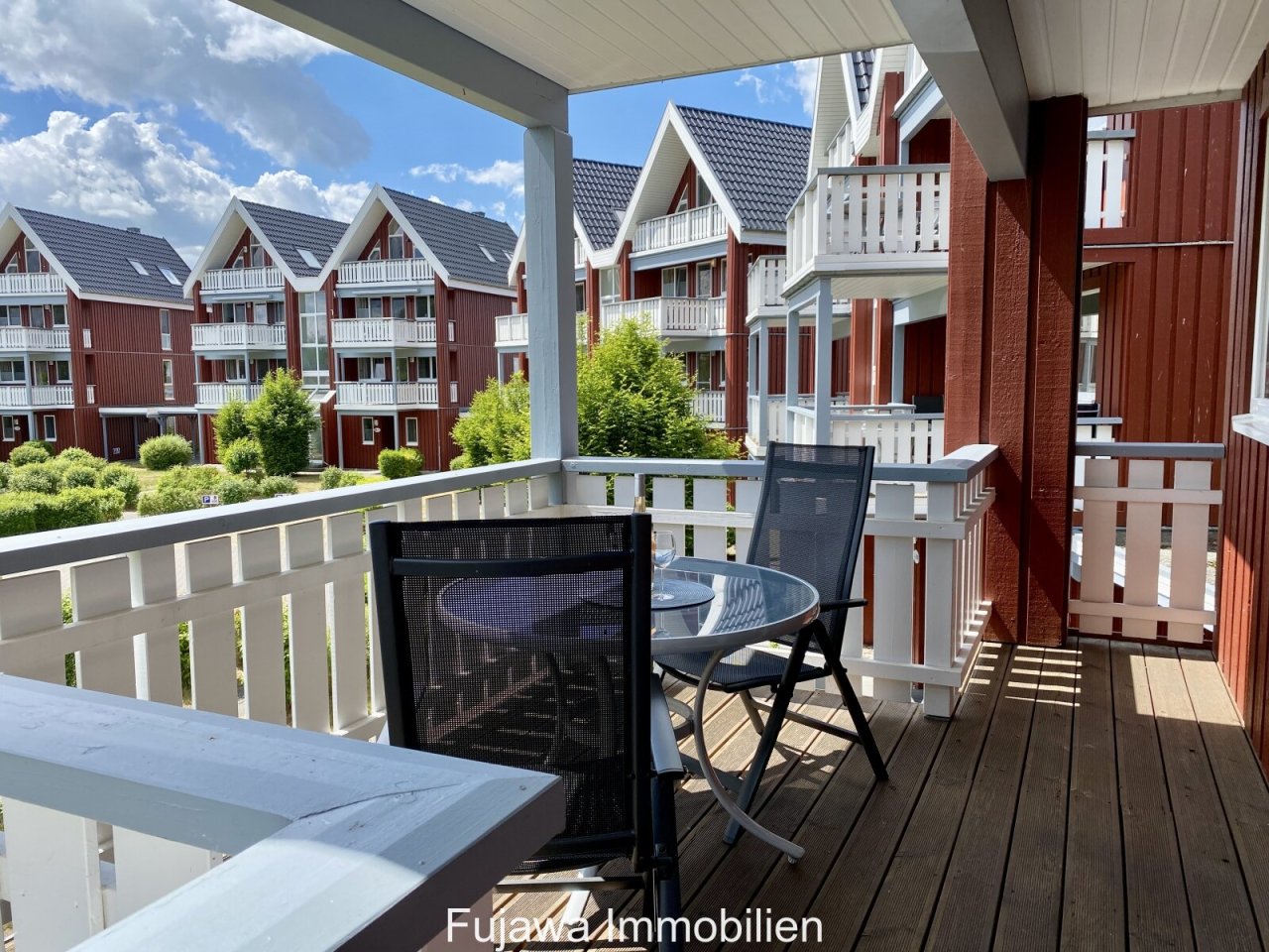 Balkon-Landseite Balkon-Landseite