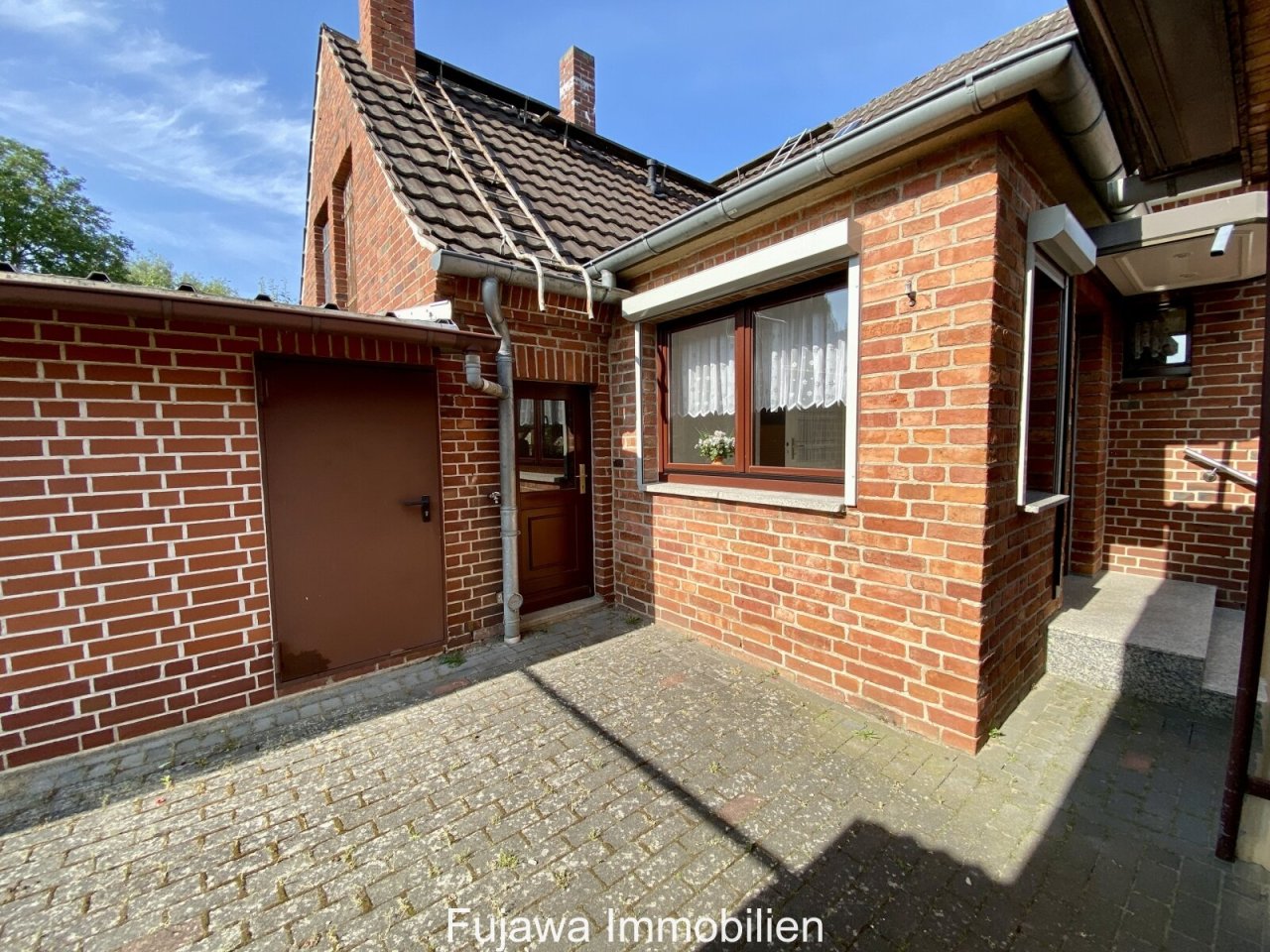 Hofseite mit Waschküche und Heizraum Hofseite mit Waschküche und Heizraum