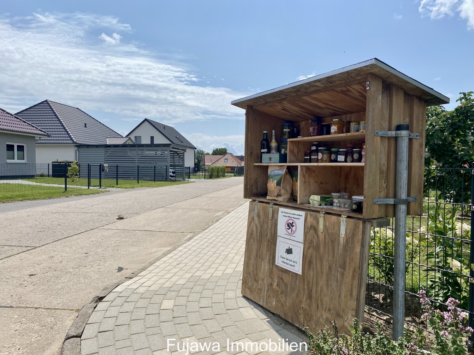 Regionale Produkte im Ort gegenüber vom Haus Regionale Produkte im Ort gegenüber vom Haus