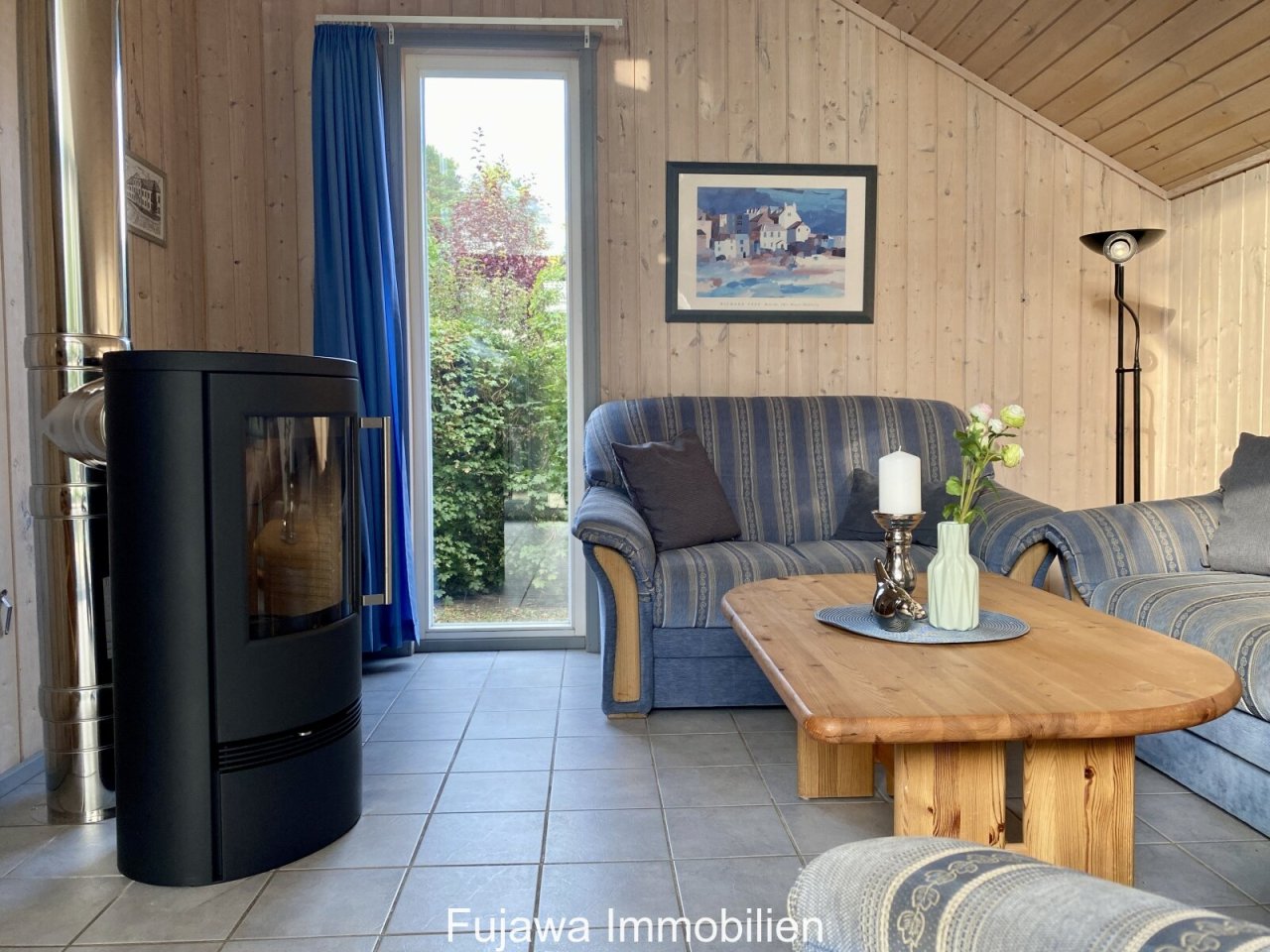 Wohnbereich mit neuem Kamin Wohnbereich mit neuem Kamin