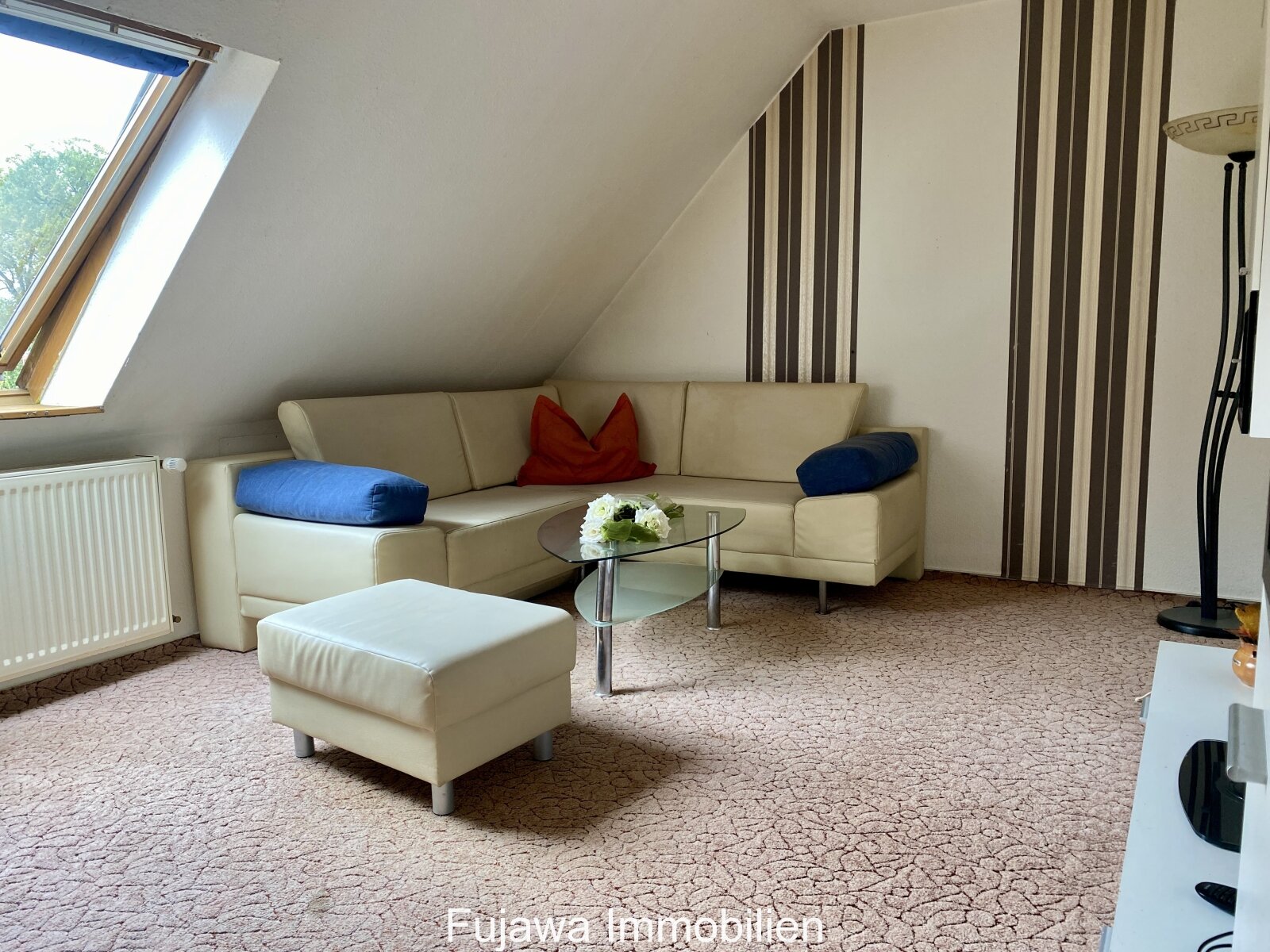 Schlafzimmer 2 (DG) Schlafzimmer 2 (DG)