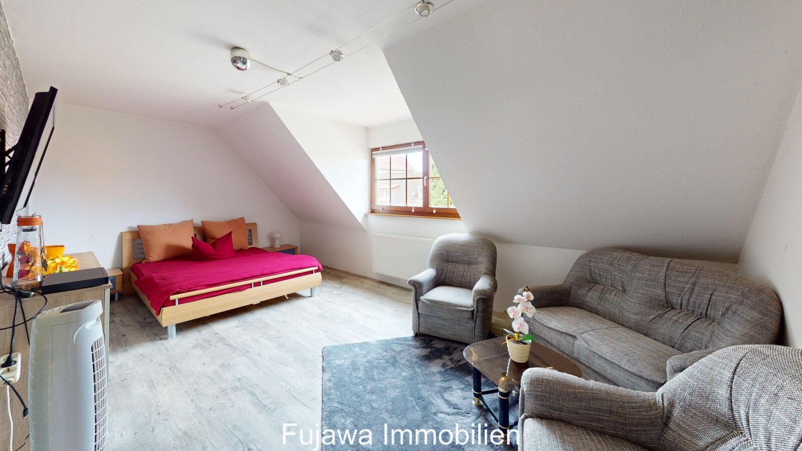 Schlafzimmer 2 (DG) Schlafzimmer 2 (DG)