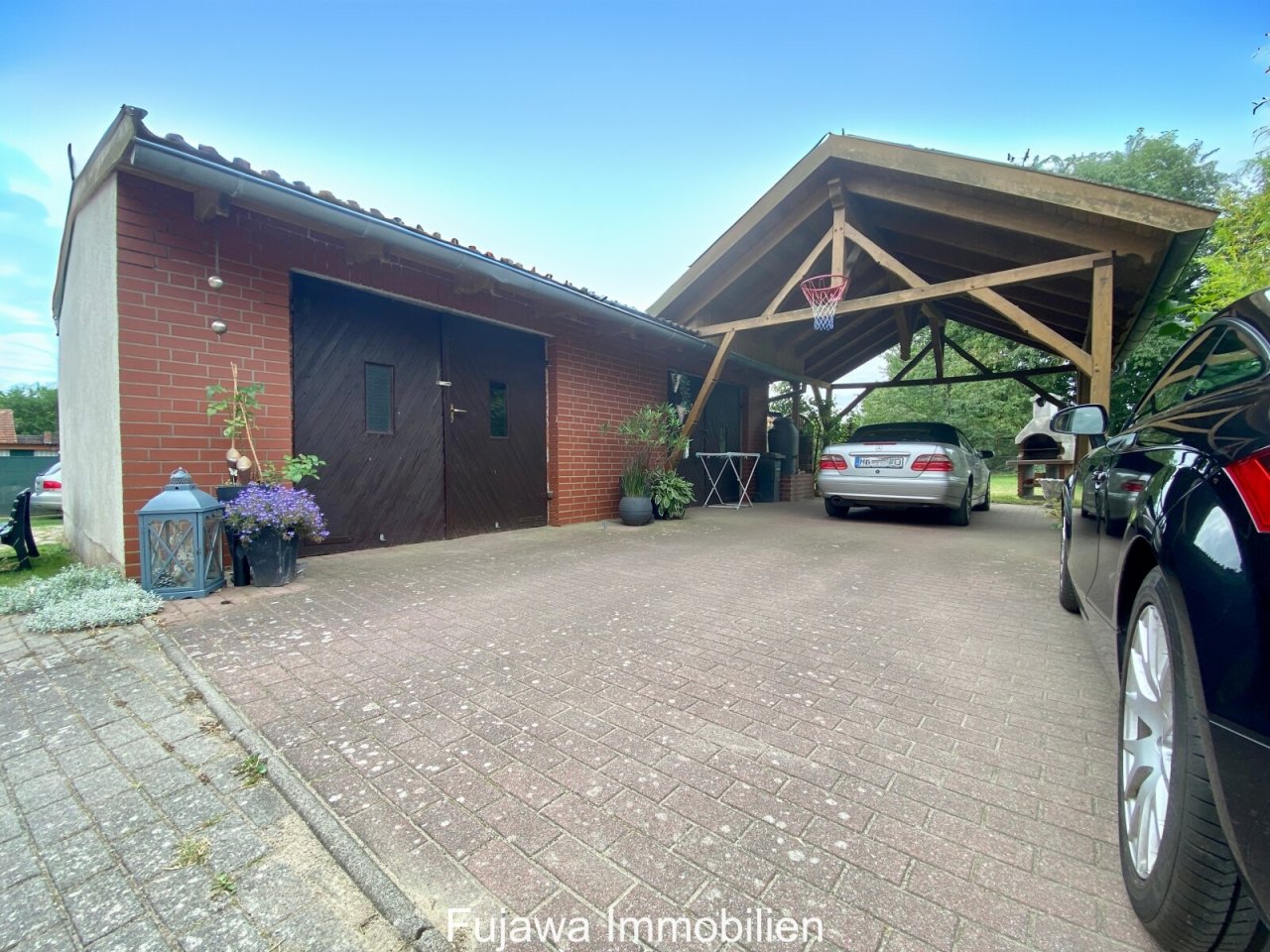 Garage und Carport Garage und Carport