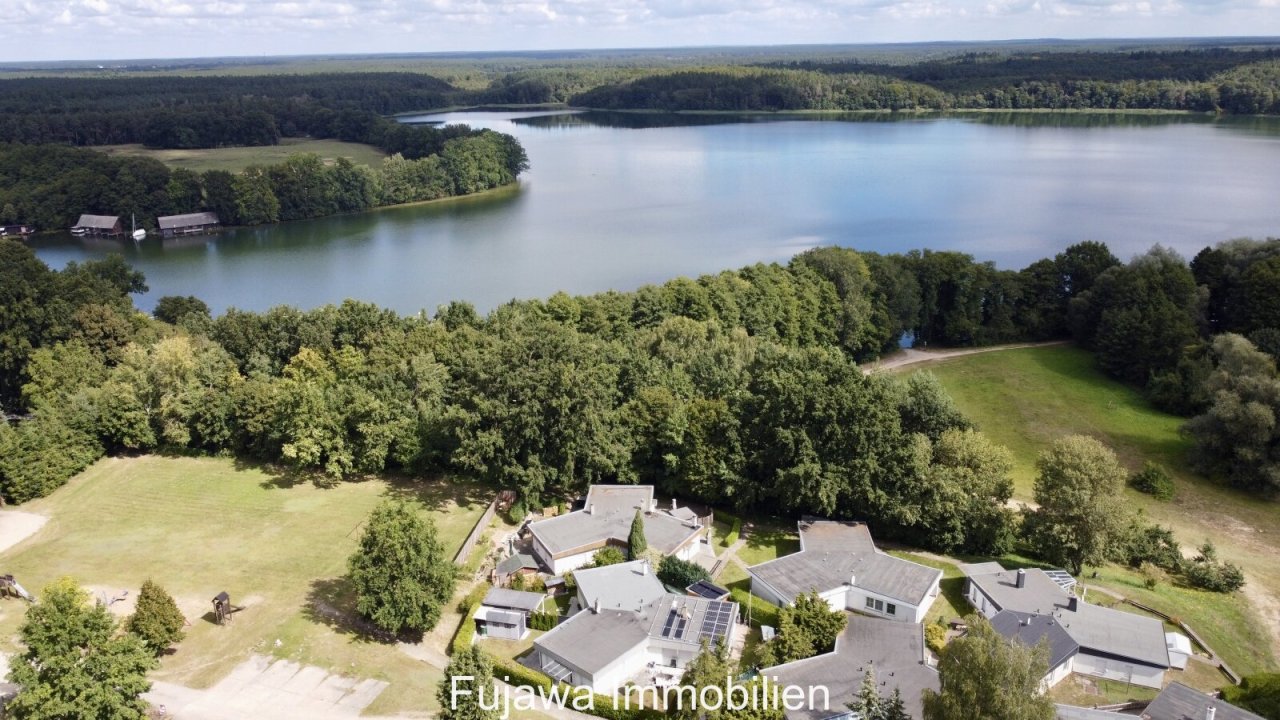 Luftbild Sternsiedlung und Schwarzer See Luftbild Sternsiedlung und Schwarzer See
