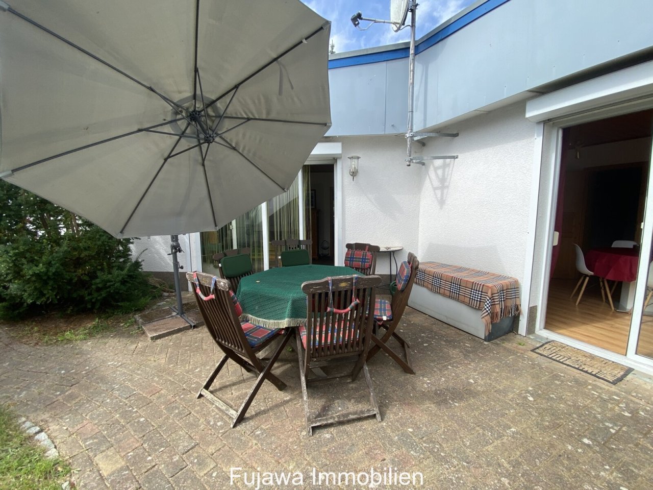 Terrasse 19C (auch von 19B zugänglich) Terrasse 19C (auch von 19B zugänglich)