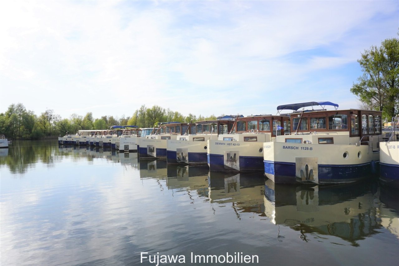 Hausboot-Flotte Kuhnle Tours