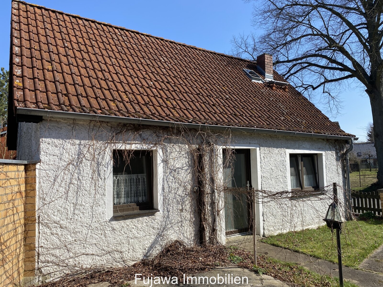 Garage/Waschküche Seitenansicht