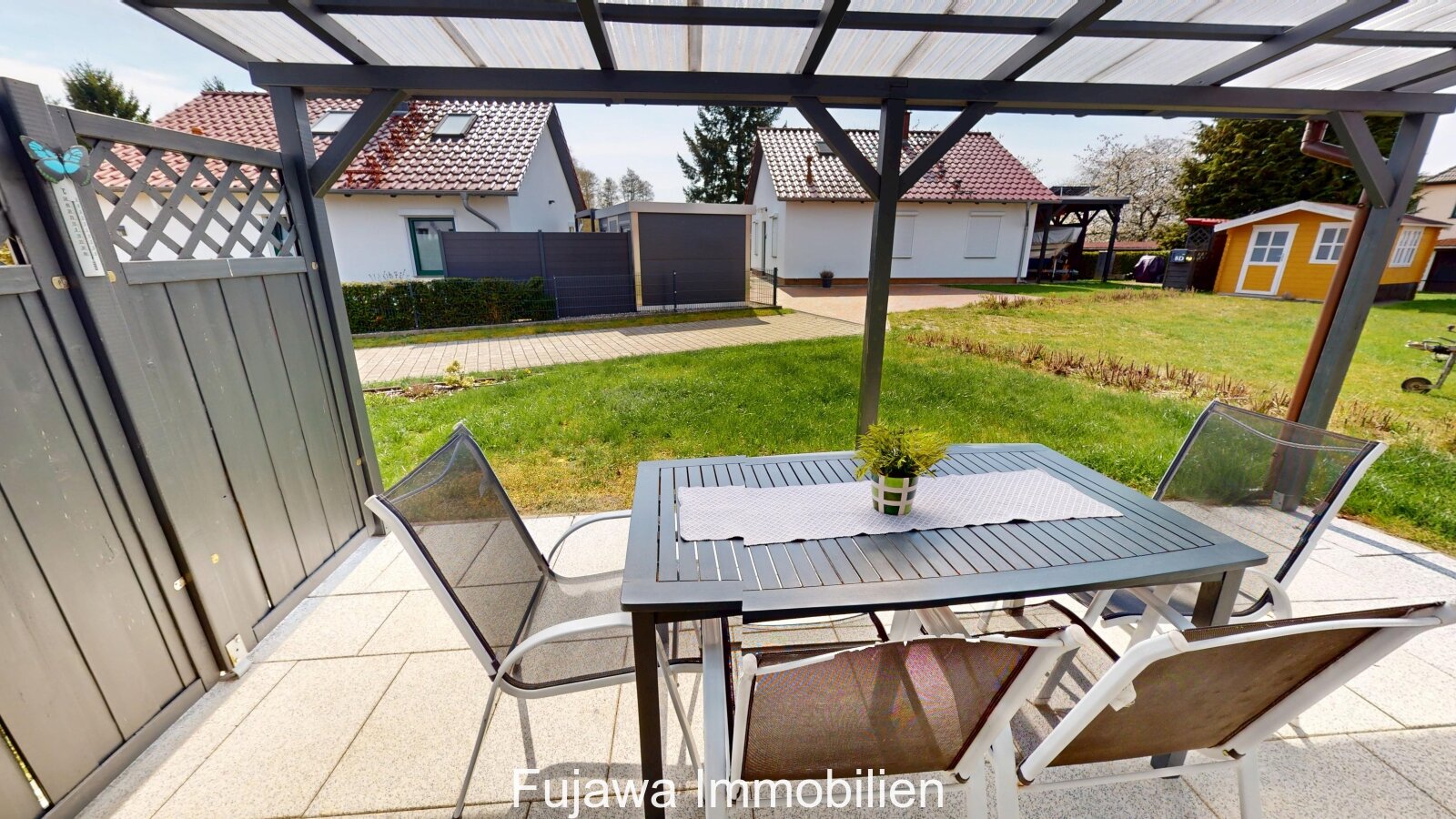 überdachte Terrasse überdachte Terrasse