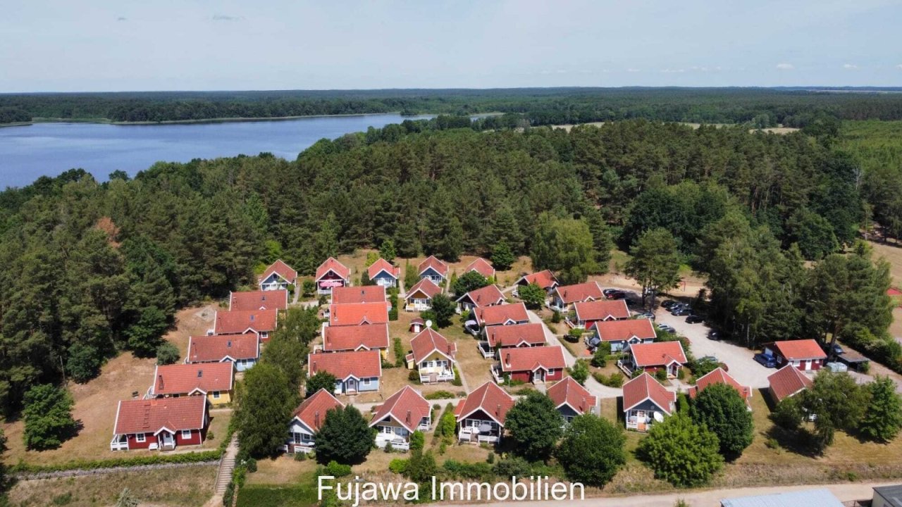 Luftbild Ferienzentrum Useriner See Luftbild Ferienzentrum Useriner See