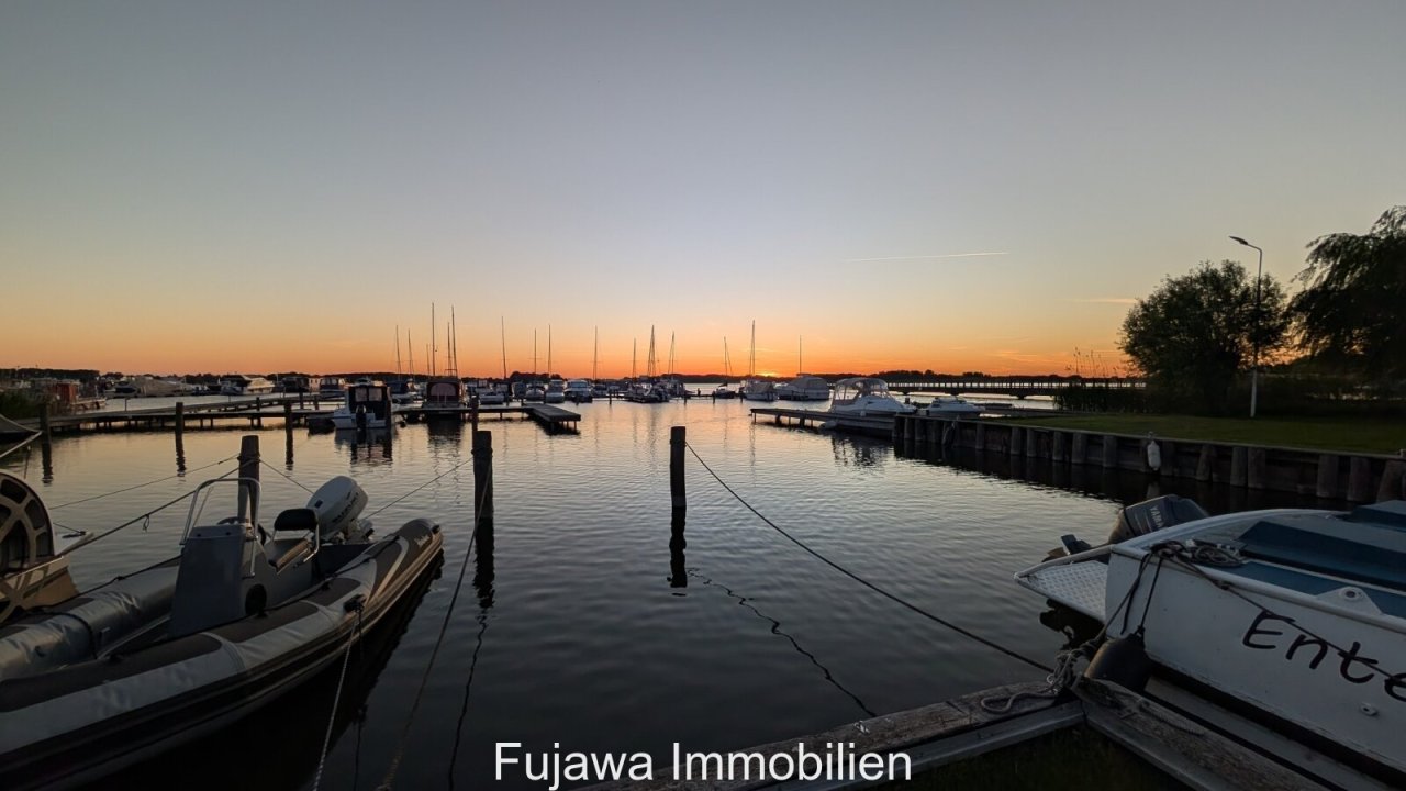 Abendstimmung im Hafen von Rechlin